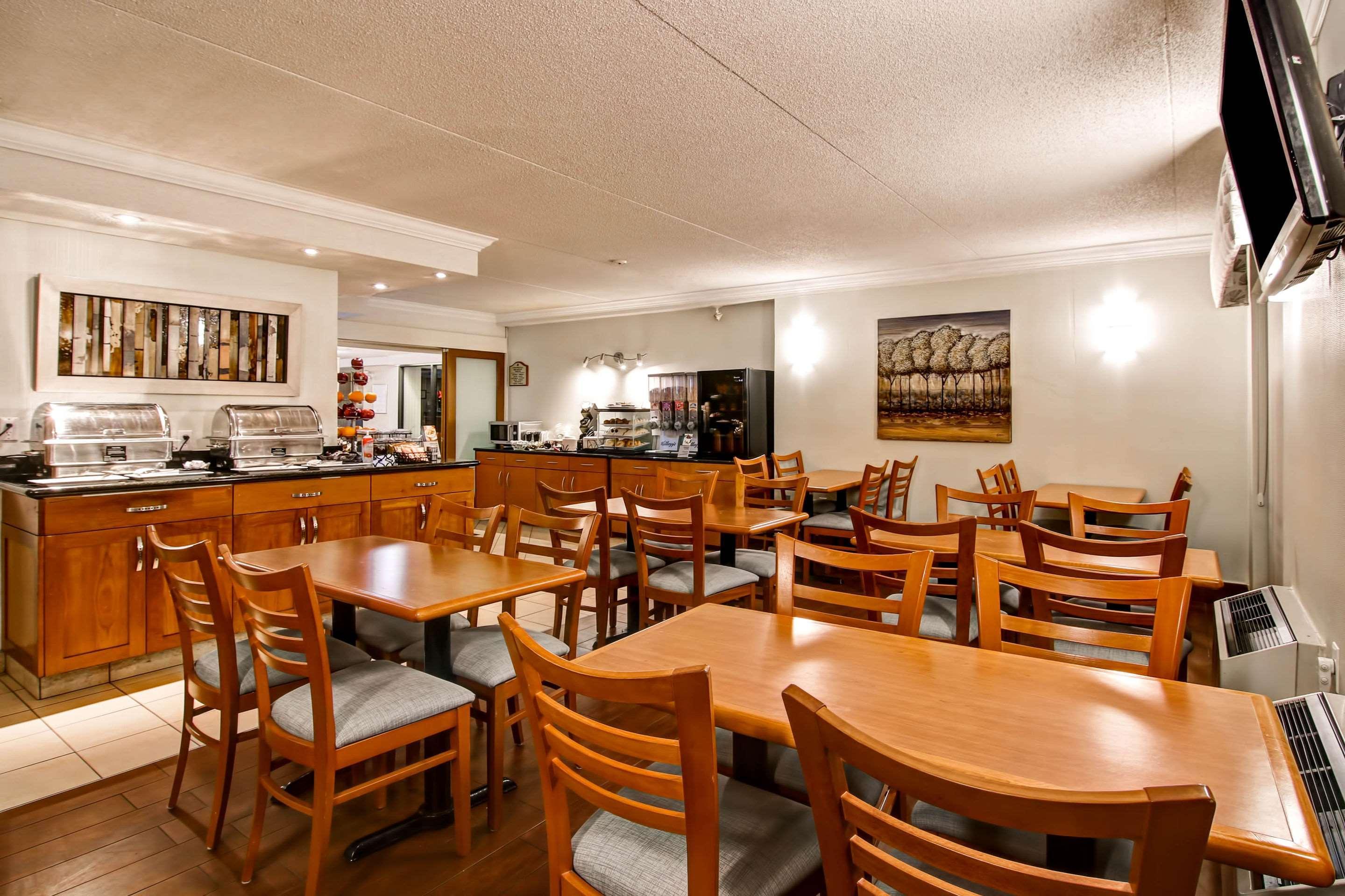 Quality Inn Китченер Экстерьер фото