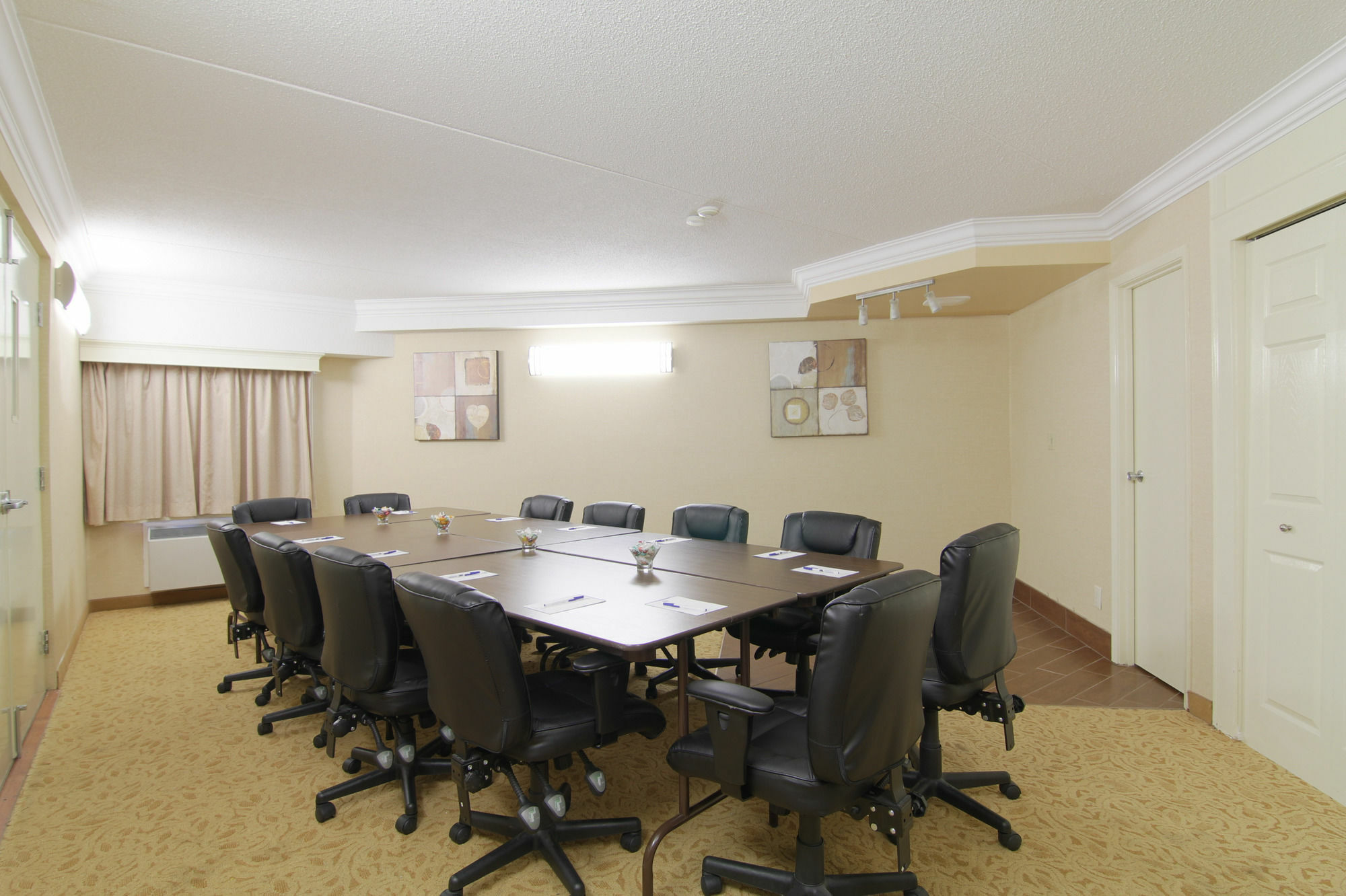 Quality Inn Китченер Экстерьер фото